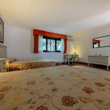 Hacienda Roche Viejo