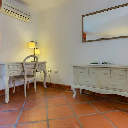 Hacienda Roche Viejo