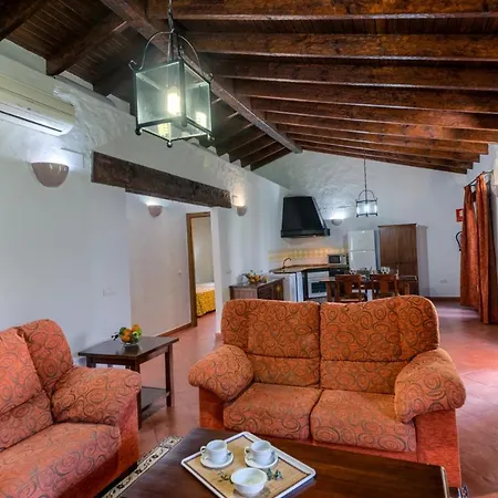 Hacienda Roche Viejo *