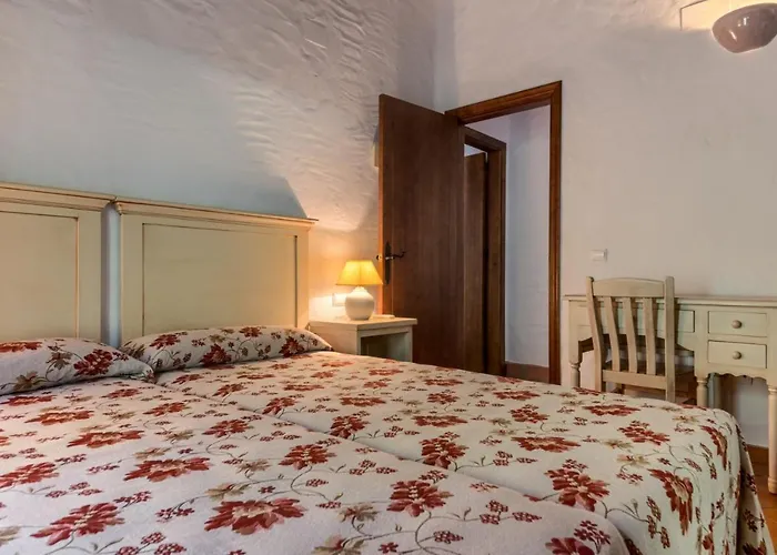 Hacienda Roche Viejo *