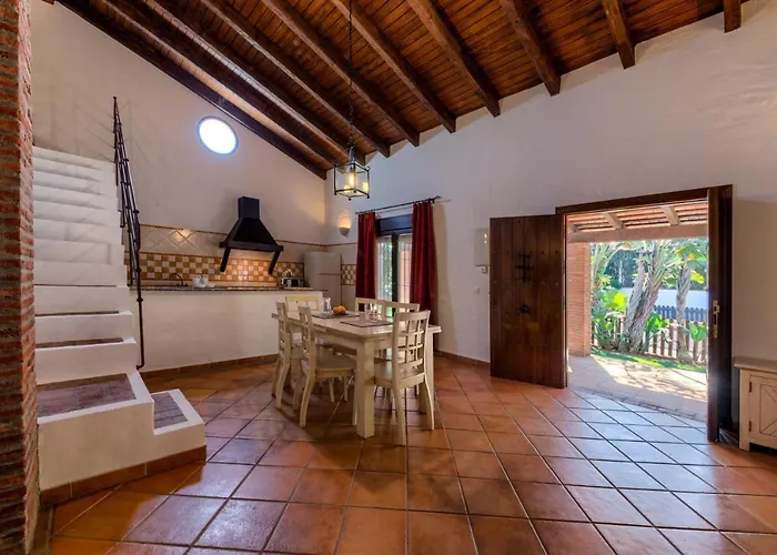 別荘 Hacienda Roche Viejo *