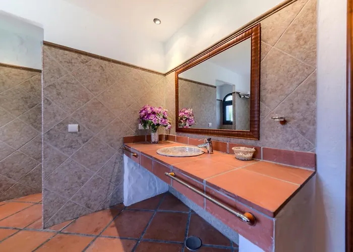 Hacienda Roche Viejo * コニル・デ・ラ・フロンテラ