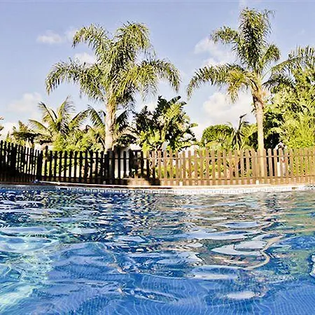 Апартаменти Hacienda Roche Viejo *