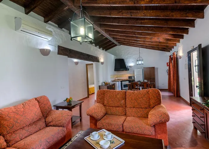 Hacienda Roche Viejo *