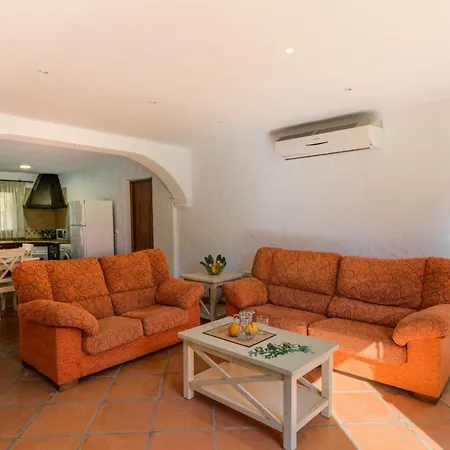 Holiday home Hacienda Roche Viejo