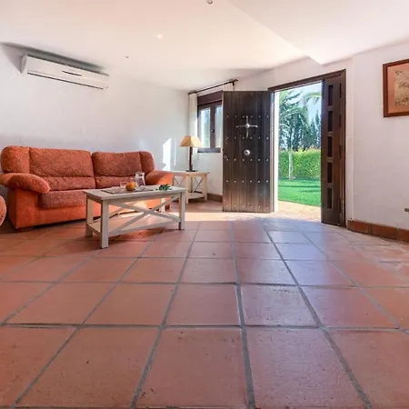 Hacienda Roche Viejo Holiday home *
